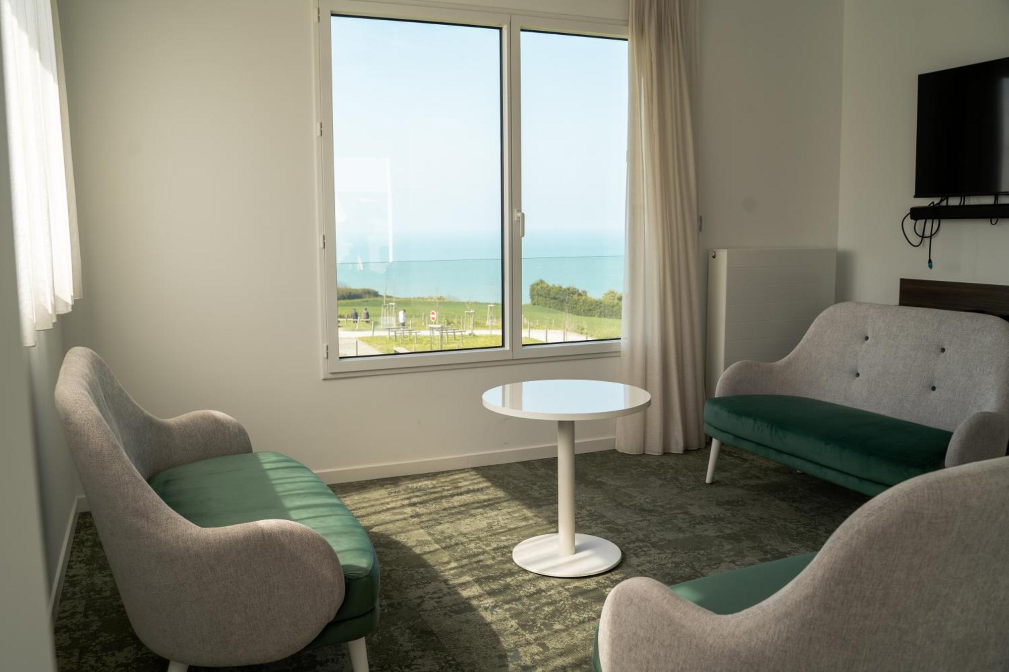 Hotel Le Manoir Du Roselier 普勒林 外观 照片