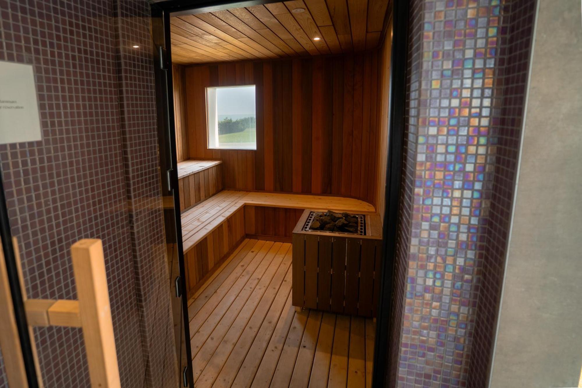 Hotel Le Manoir Du Roselier 普勒林 外观 照片