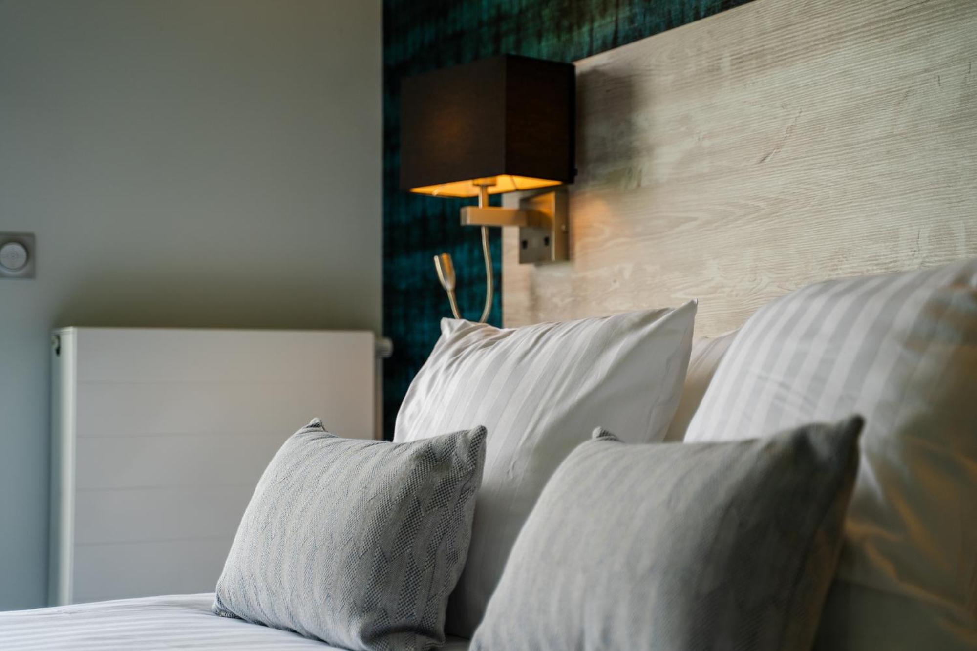Hotel Le Manoir Du Roselier 普勒林 外观 照片