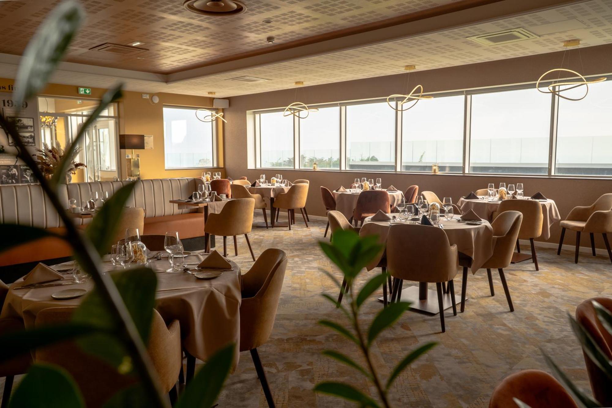 Hotel Le Manoir Du Roselier 普勒林 外观 照片
