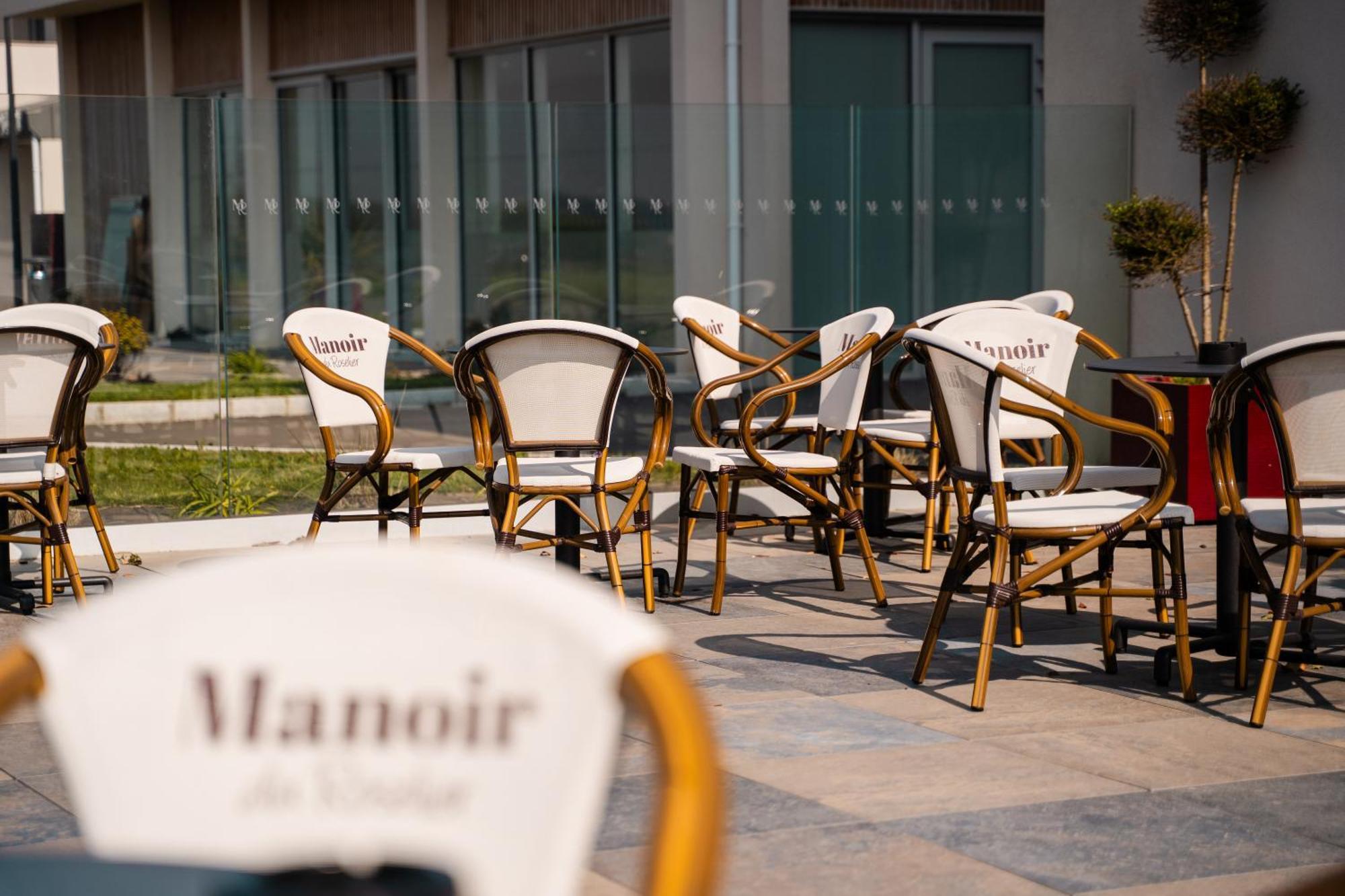 Hotel Le Manoir Du Roselier 普勒林 外观 照片
