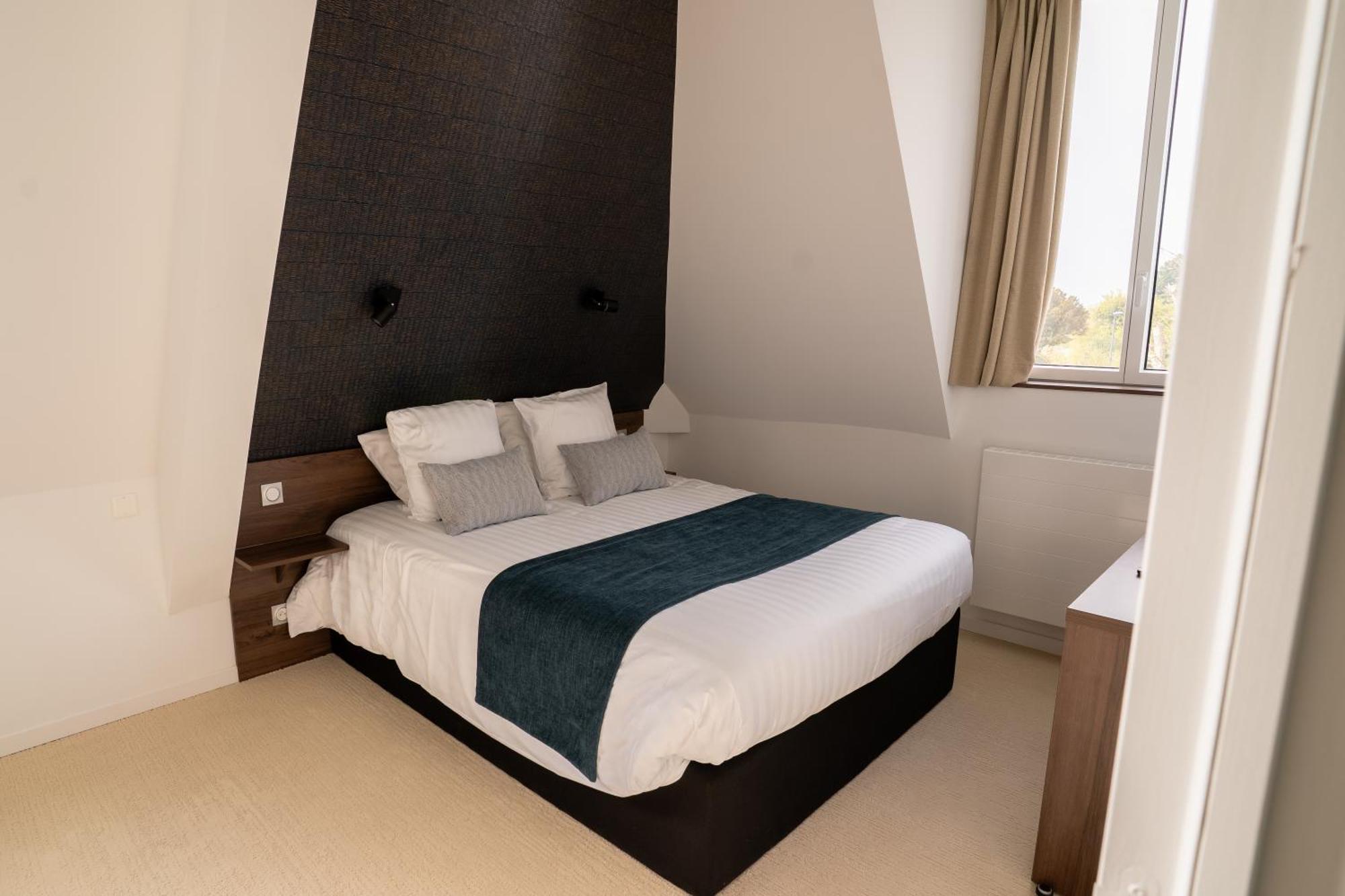 Hotel Le Manoir Du Roselier 普勒林 外观 照片